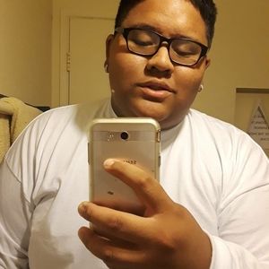 Meet your Posher, Ainsley